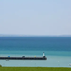 *** Maison d'hôtes La Metairie-du-vauhariot - Ou - Piscine Chauffée - Vue Et Mont Saint Michel Et Gr34 - Résidence Hôtelière France